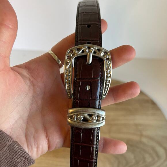 Vintage 90s Brown Vegan Leather Silver Chunky Buckle Belt Size Large - Picture 5 of 10